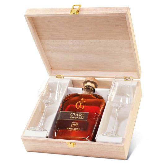 Geschenkset Marzadro Giare Amarone 41% vol. 0,70l mit zwei Grappa Gläser